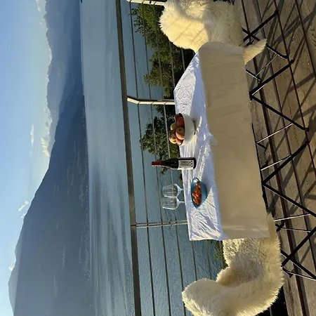 Sunset 180 By Halldis 佩尔莱多