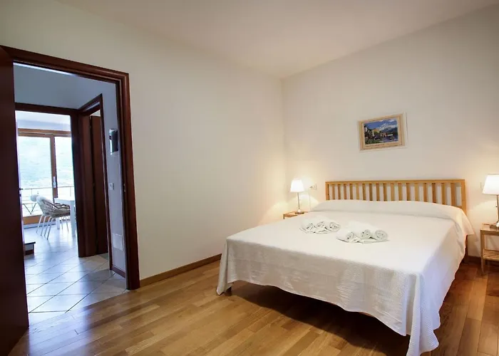 Sunset 180 By Halldis Apartment Perledo