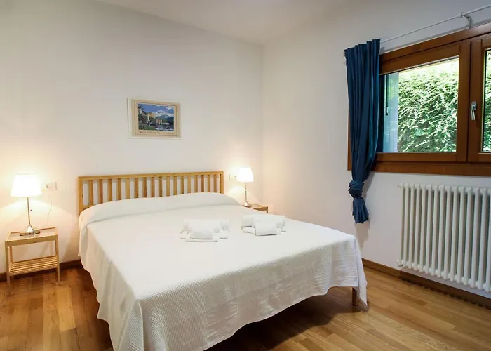 Apartment Sunset 180 By Halldis Perledo