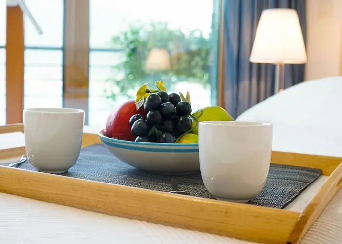 Sunset 180 By Halldis Apartment *